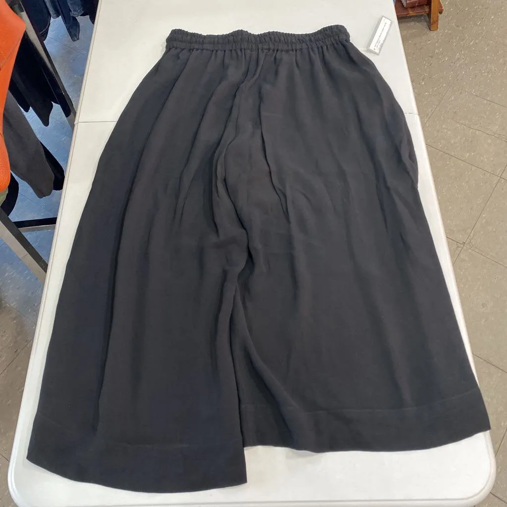 Babaton cropped wide leg pants M
