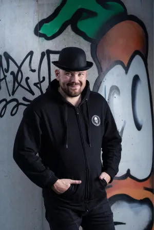 Dr. Peacock 2023 Logo Zipped Hoodie (Black)