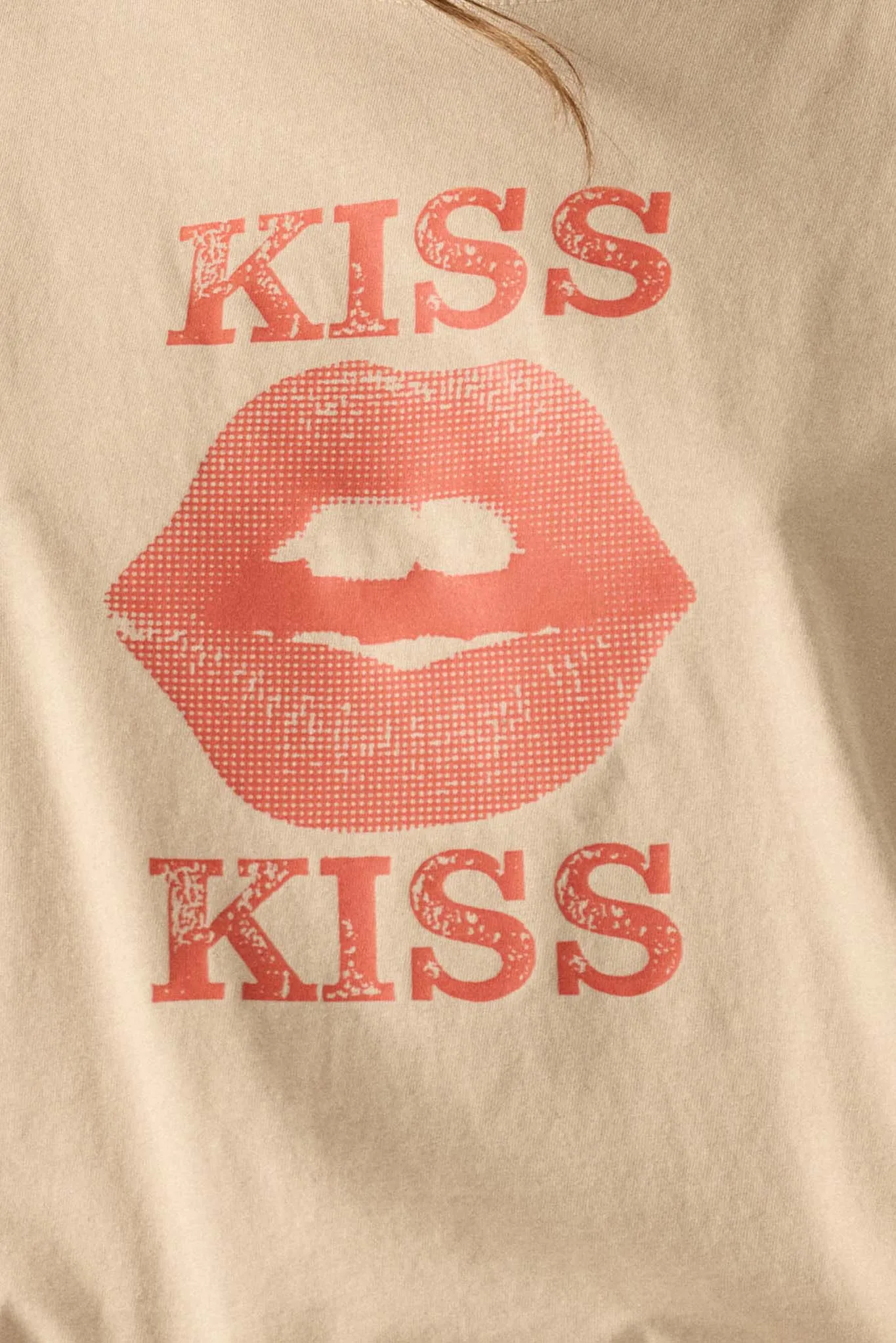 Kiss Kiss Distressed Sleeveless Graphic Tee